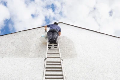 Peinture extérieure à Castelnau-de-Guers — façades et ravalement